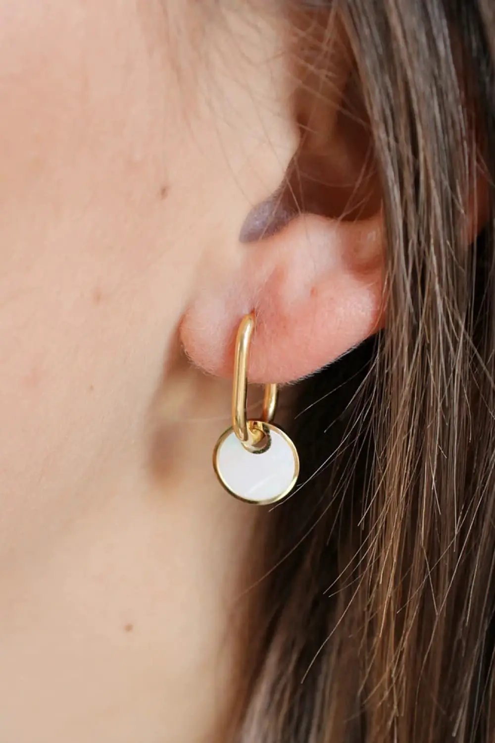Copper White Mother-Of-Pearl Drop Earrings by Trendsi