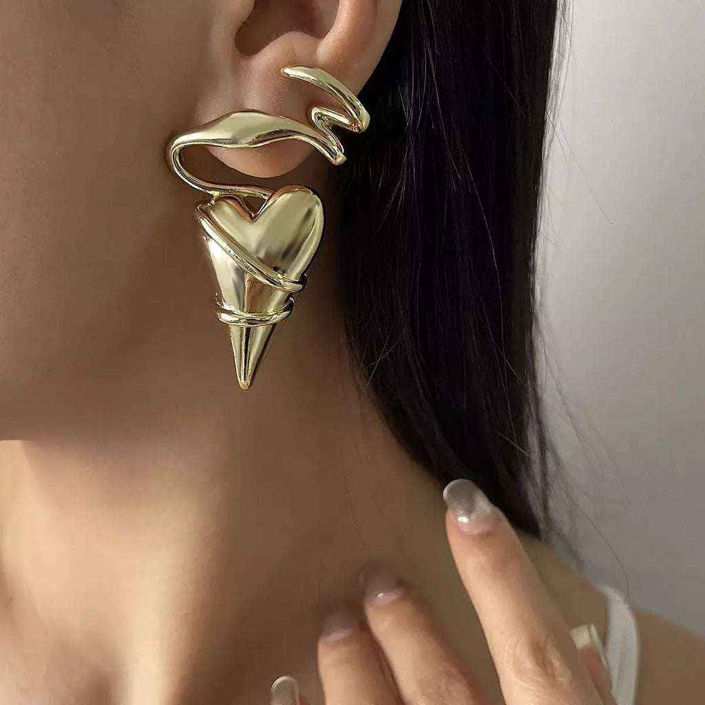 Heart-Shaped Twisted Wire Earrings by Trendsi
