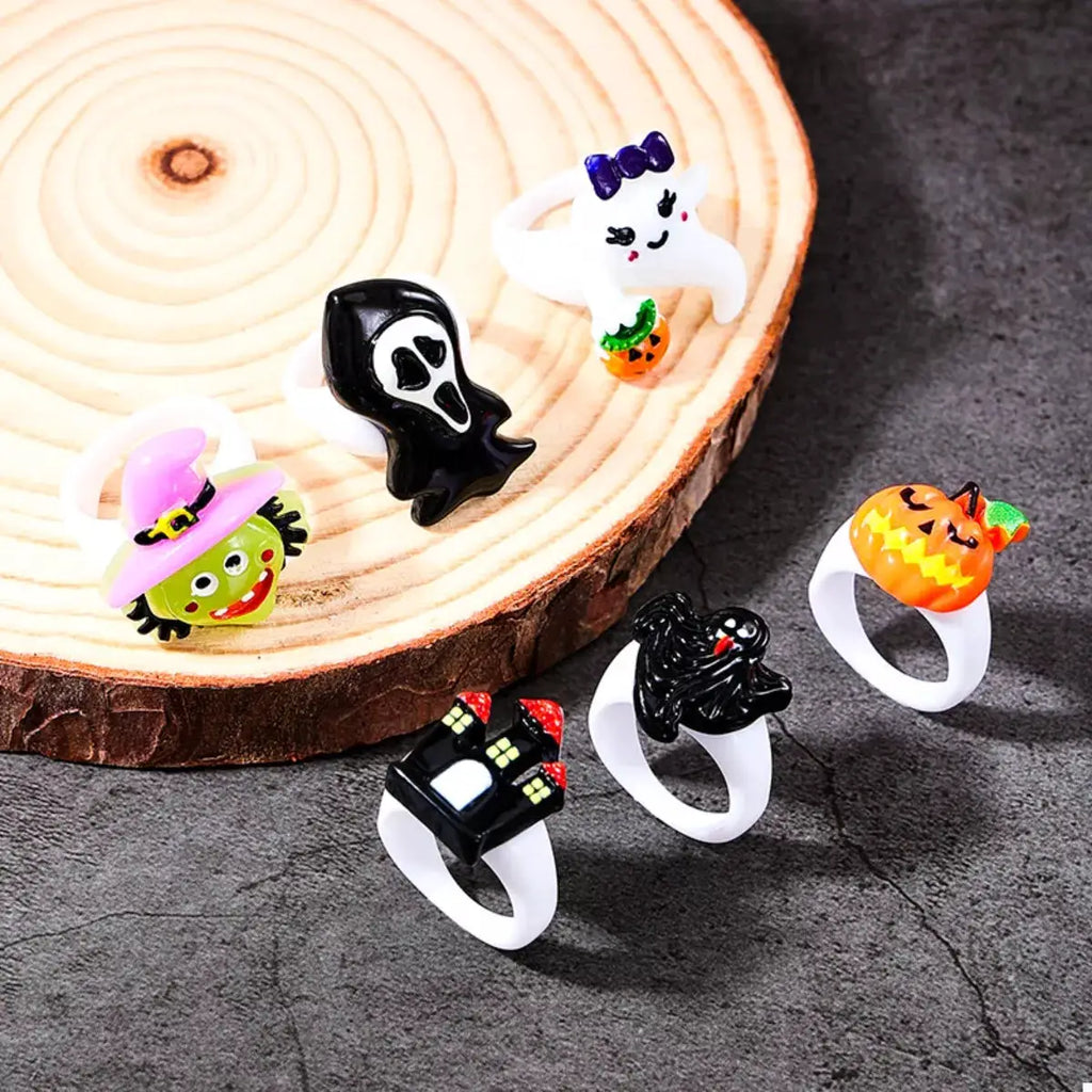 6 Piece Halloween Themed Rings by Trendsi