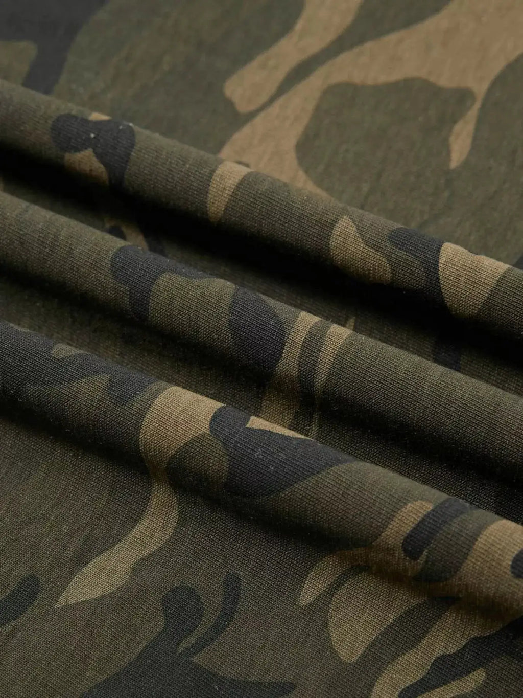 Men's Camouflage Print Short Sleeve T-Shirt by Trendsi