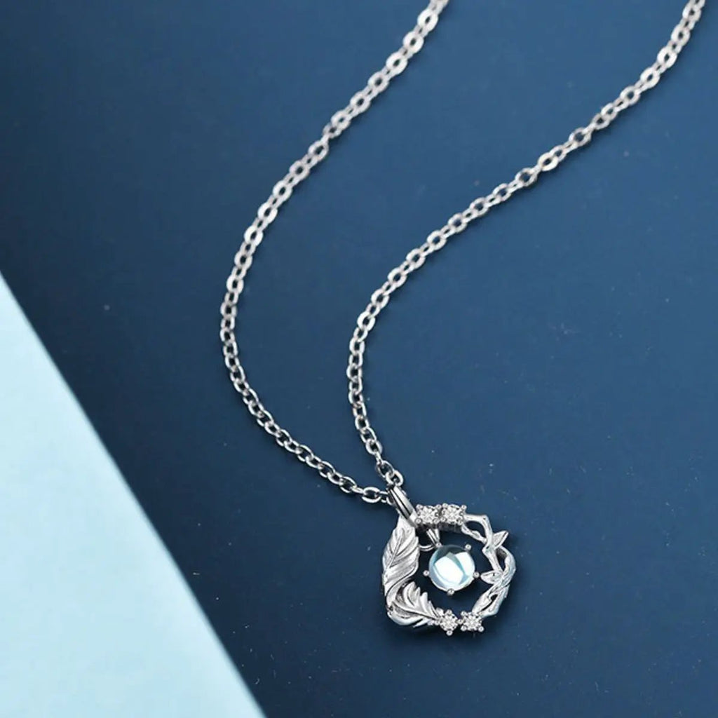 925 Sterling Silver Pendant Necklace by Trendsi
