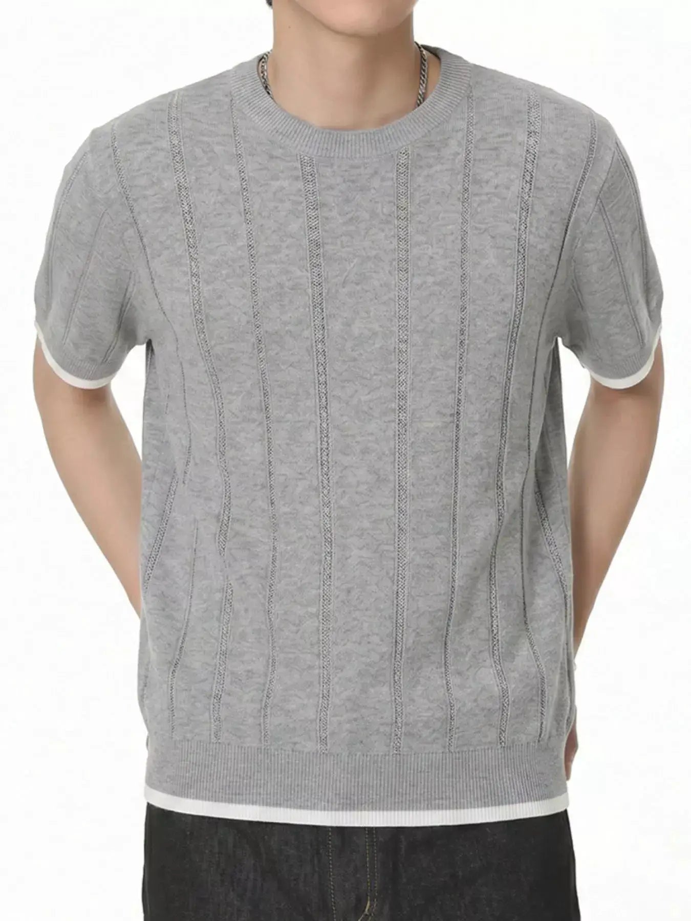Men's Contrasting Trim Knit T-Shirt by Trendsi