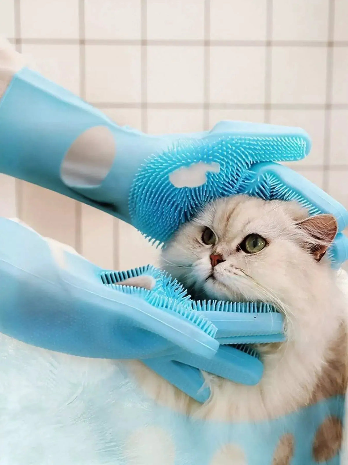 Touch Pet Shower & Grooming Gloves by Trendsi