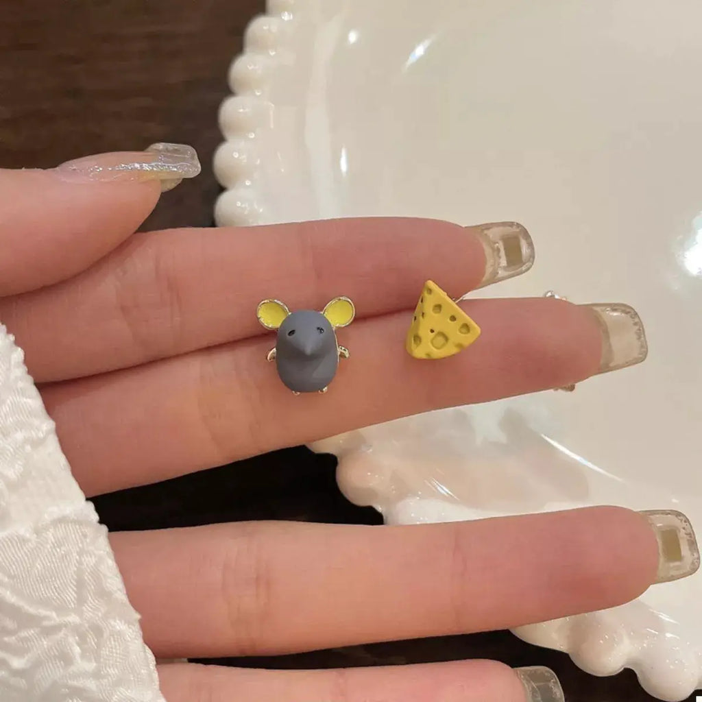 Asymmetrical Mouse & Cheese Stud Earrings by Trendsi