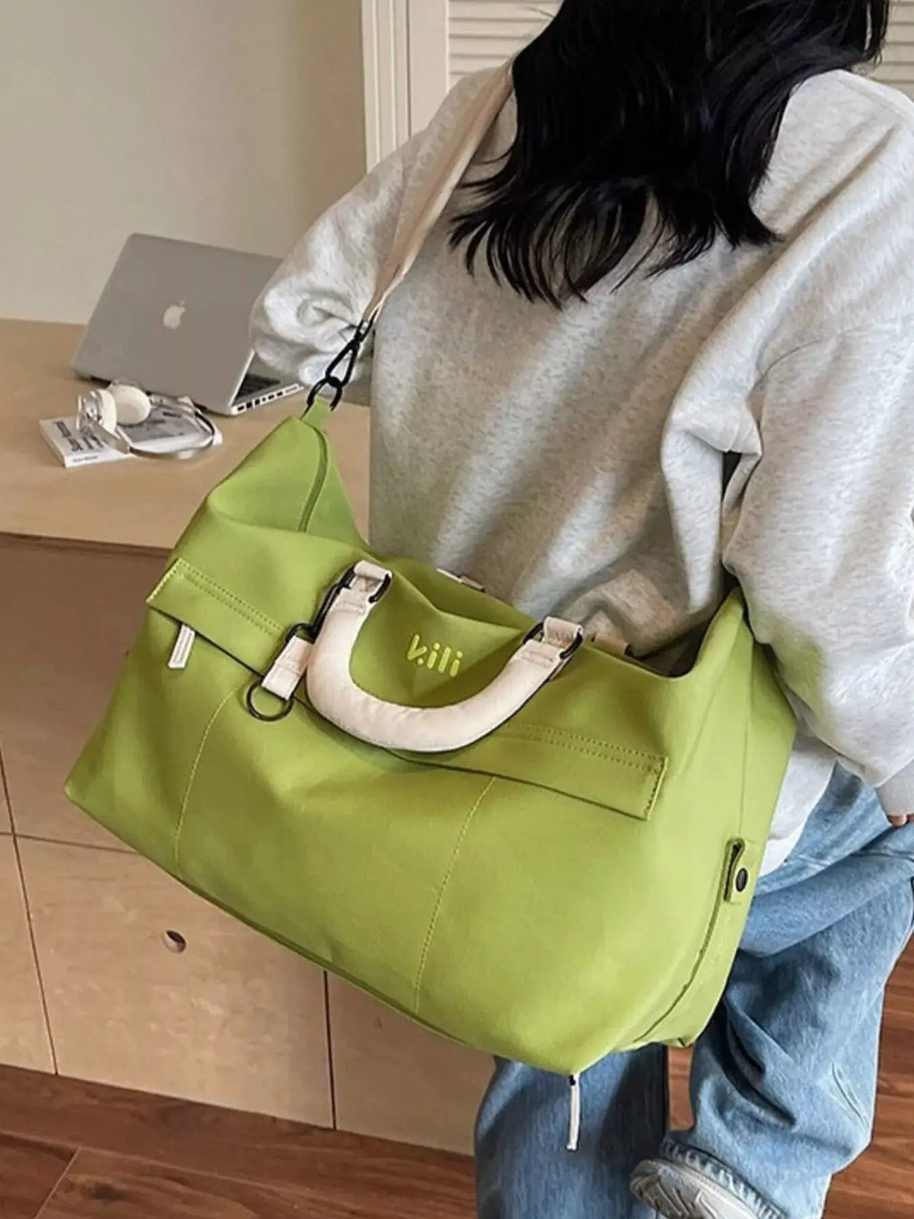 Lightweight Travel Duffel Bag by Trendsi
