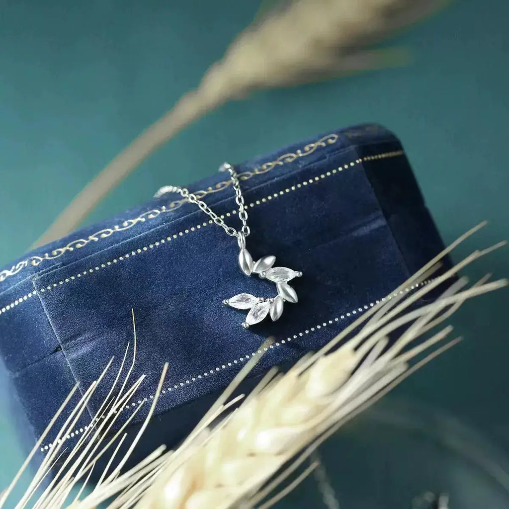 925 Sterling Silver Zircon Leaf Pendant Necklace by Trendsi