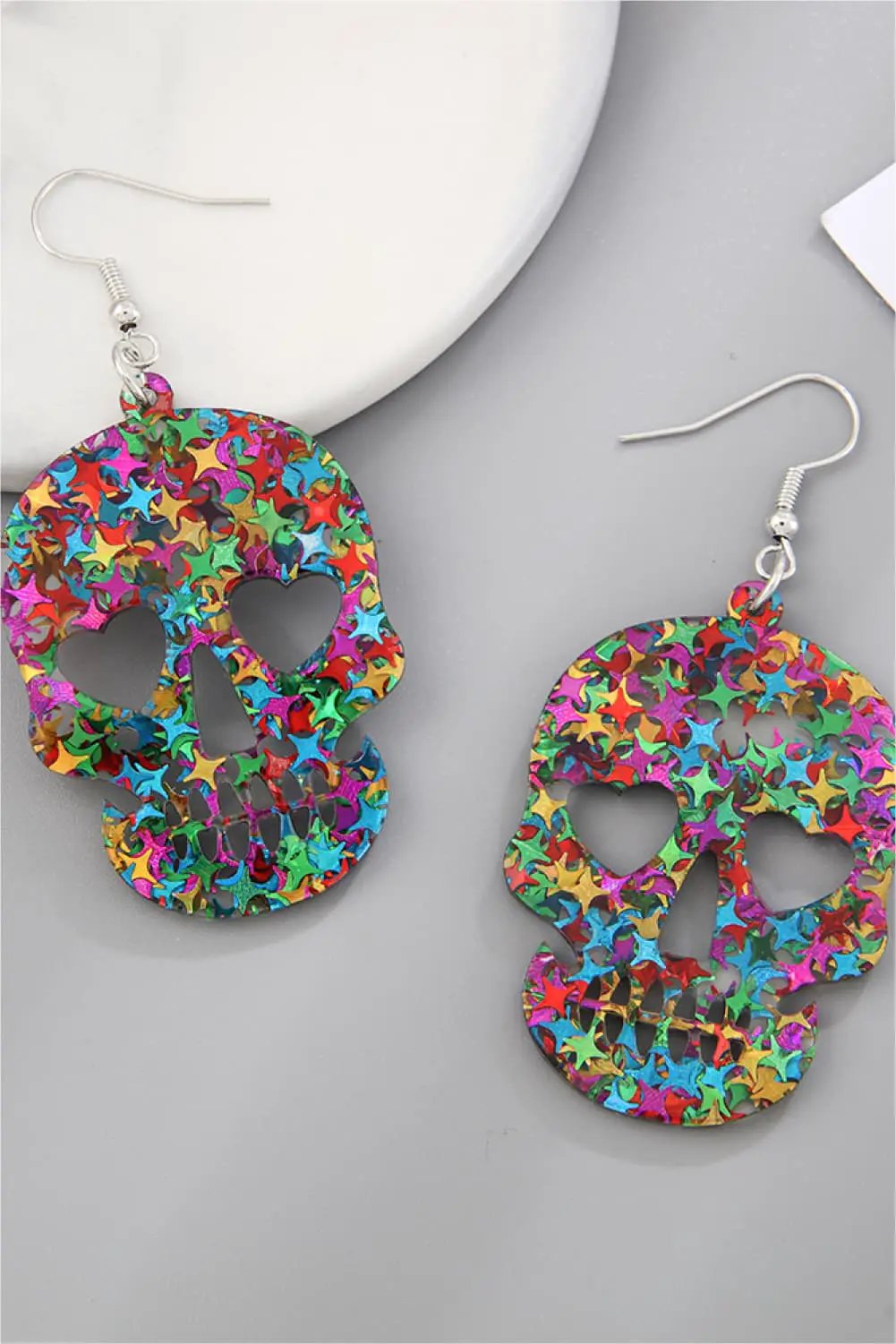 Acrylic Skull Drop Earrings by Trendsi