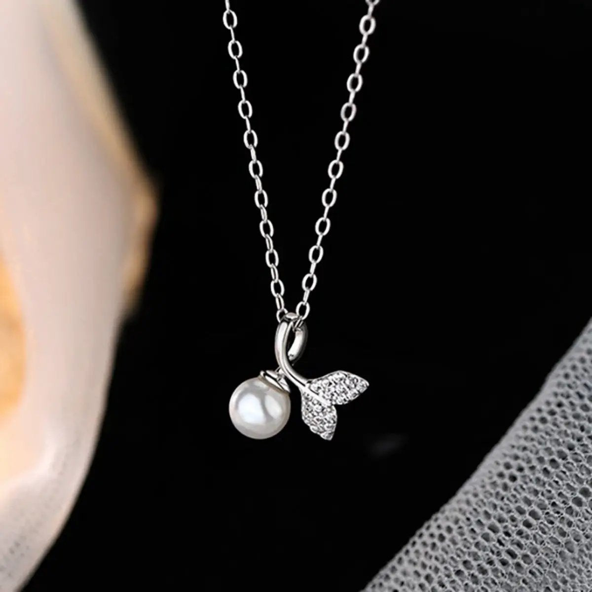 Pearl Mermaid Tail Pendant Necklace by Trendsi