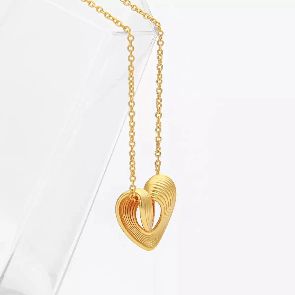 18K Gold-Plated Heart Pendant Necklace by Trendsi