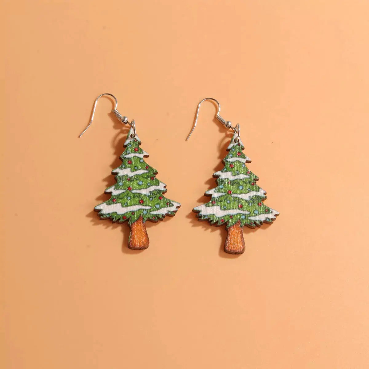 Christmas-Themed Dangle Earrings by Trendsi