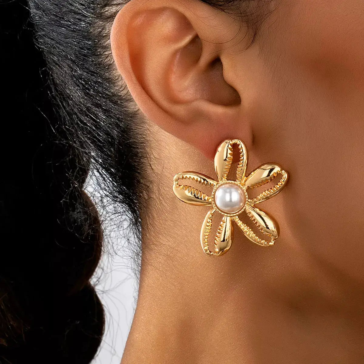 18K Gold-Plated Gold Flower Synthetic Pearl Stud Earrings by Trendsi