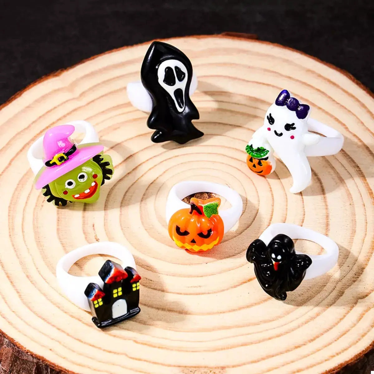 6 Piece Halloween Themed Rings by Trendsi