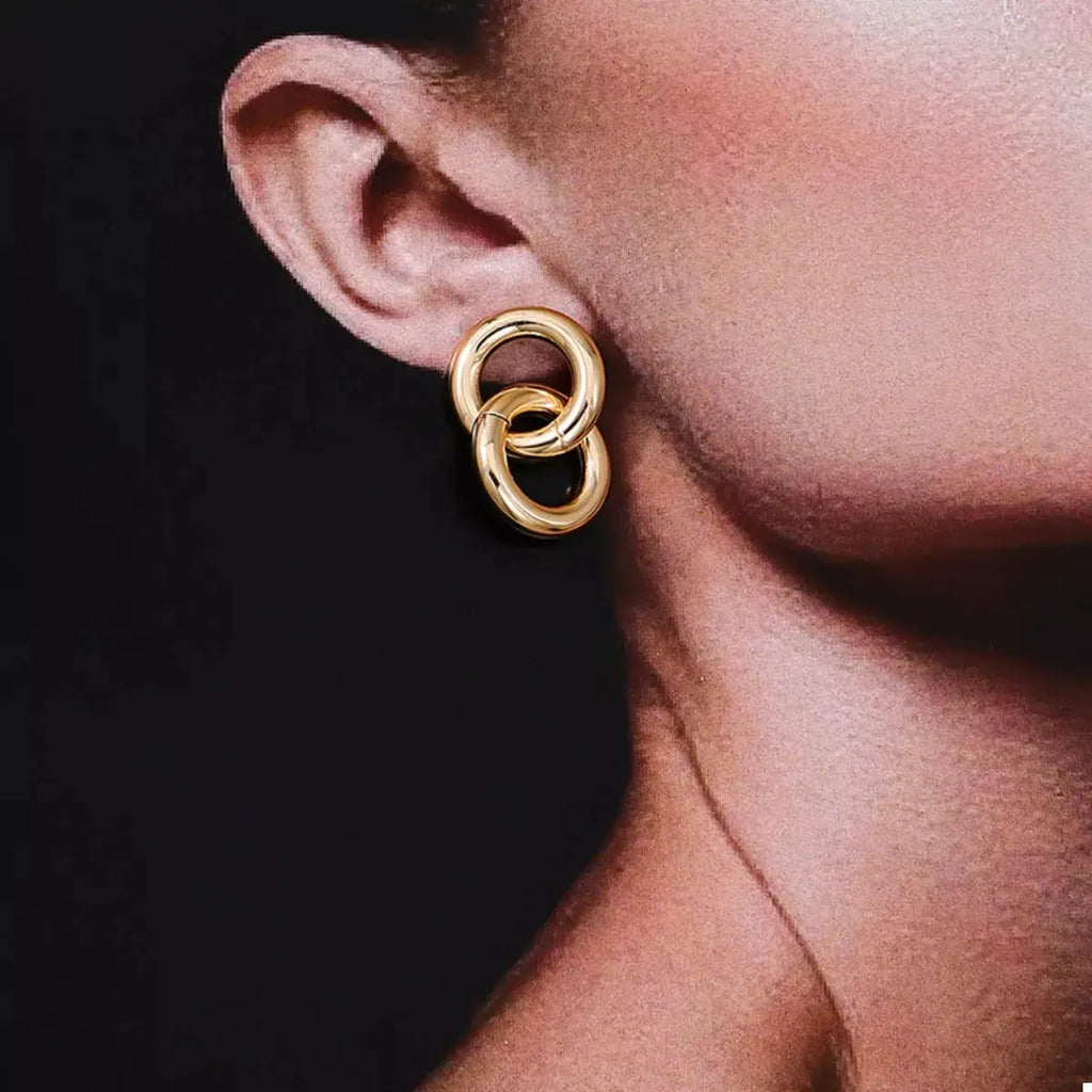 Interlocked Chain Link Stud Earrings by Trendsi