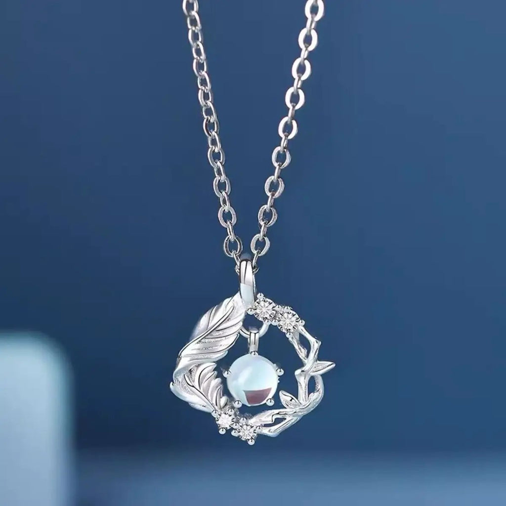 925 Sterling Silver Pendant Necklace by Trendsi