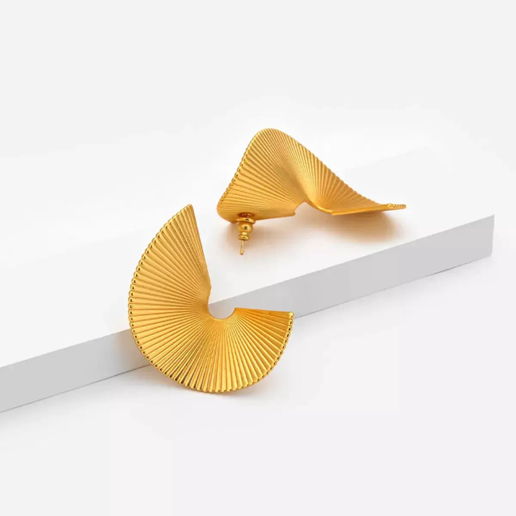 18K Gold-Plated Copper Fan-Shaped Earrings by Trendsi