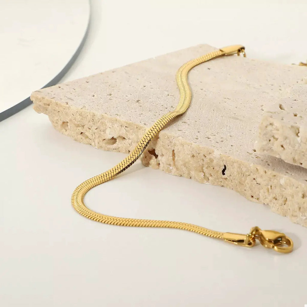 Stainless Steel Minimalist Chain Bracelet by Trendsi