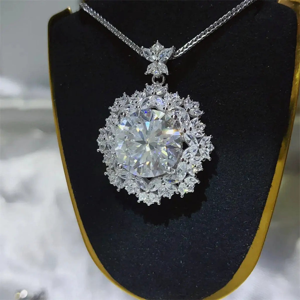 10 Carat Moissanite 925 Sterling Silver Necklace by Trendsi