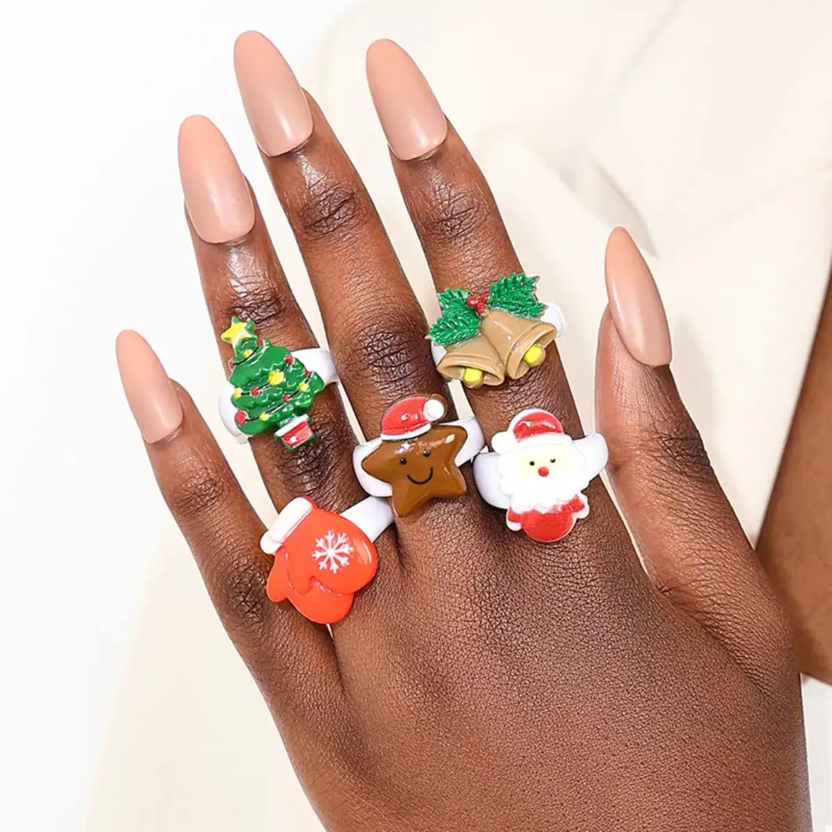 5 Piece Christmas-Themed Rings by Trendsi