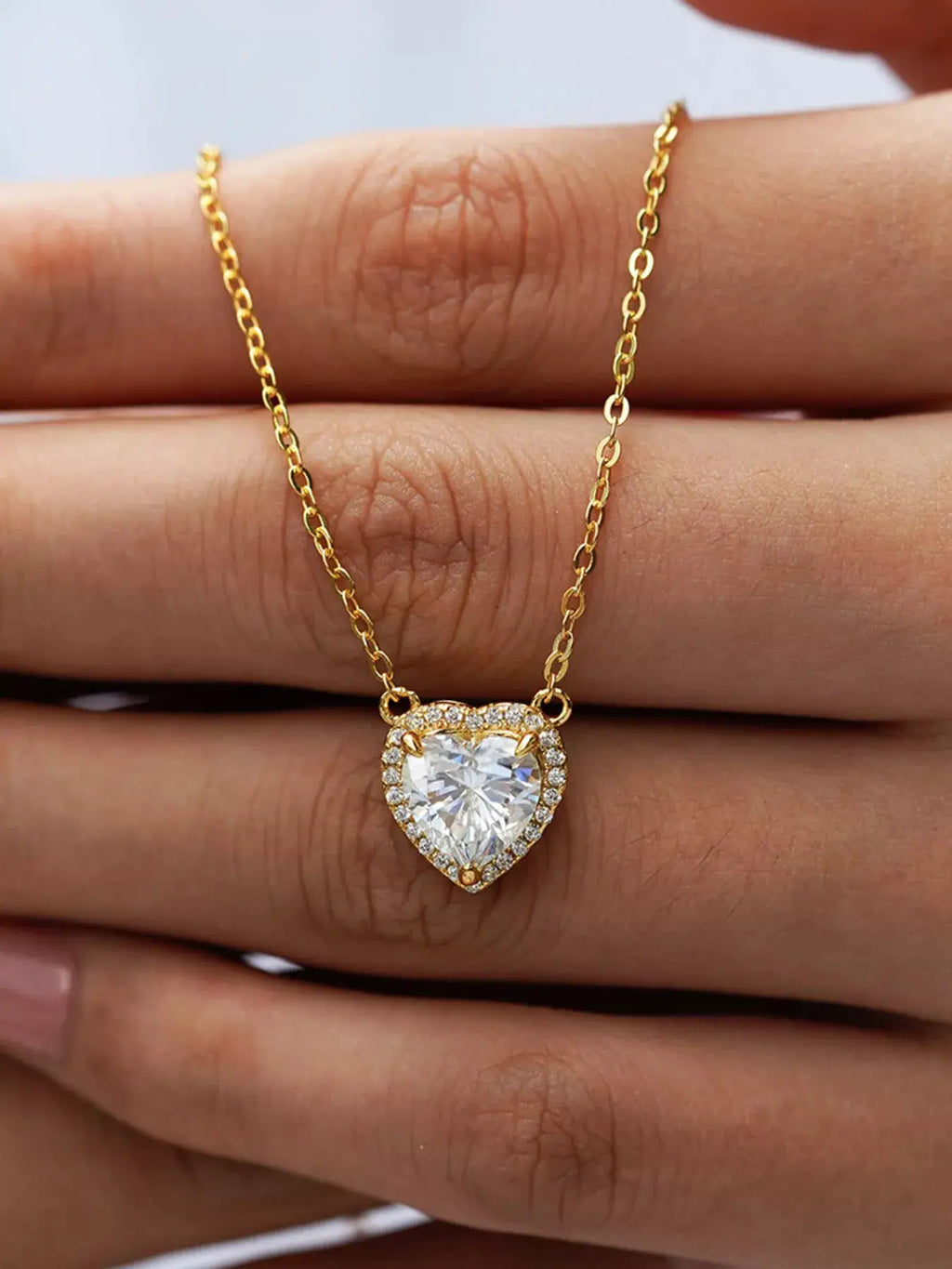 2 Carat 18K Gold-Plated Moissanite Heart Necklace by Trendsi