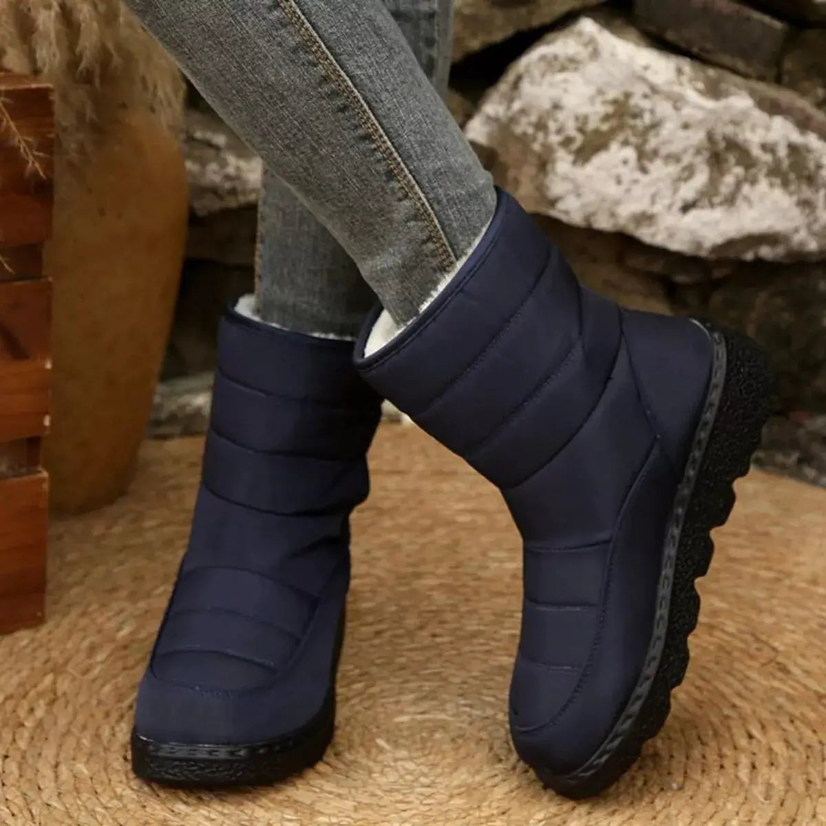 Warm Padded Waterproof Snow Boots by Trendsi
