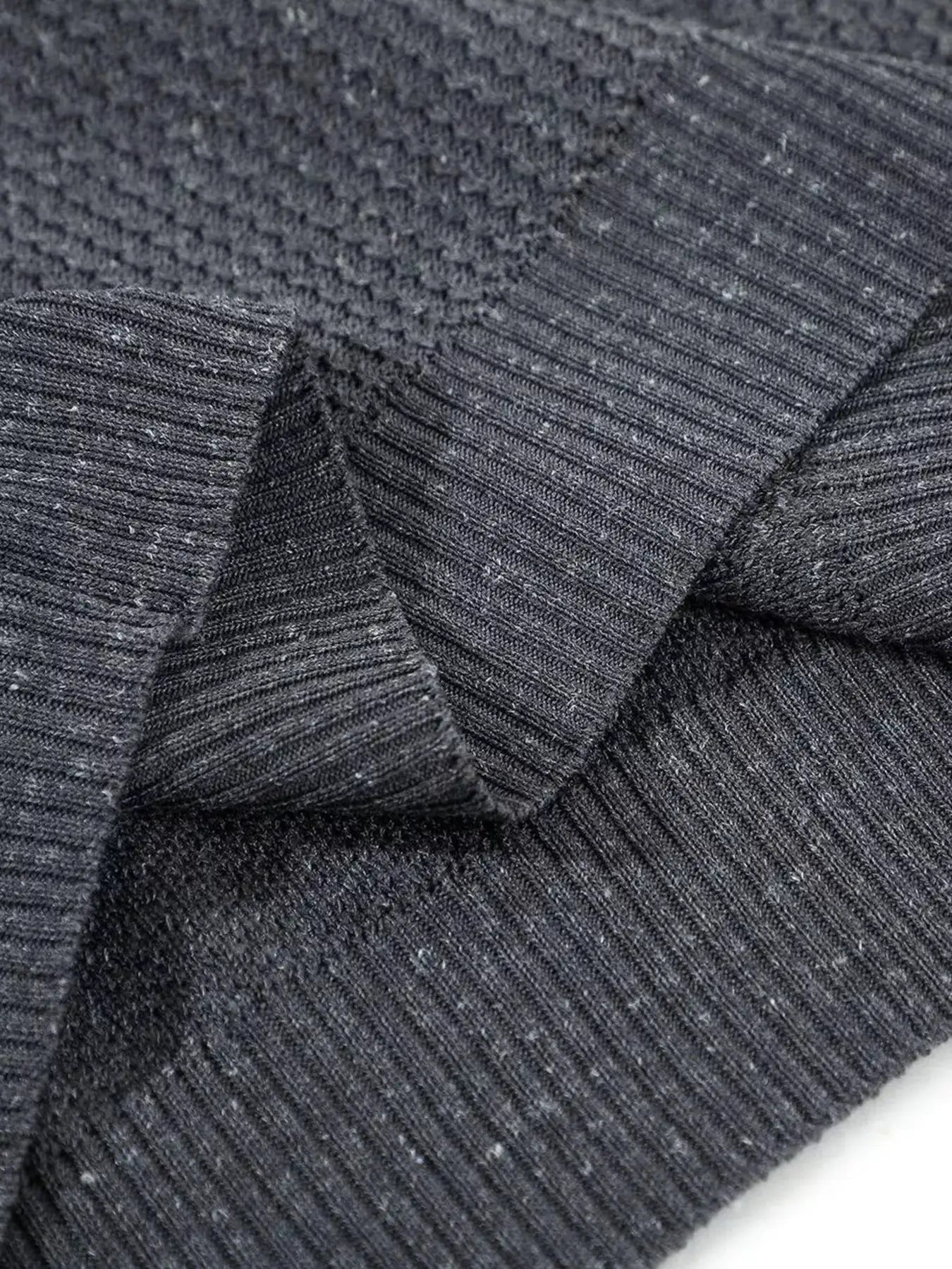Men's Textured Knit Short Sleeve Top by Trendsi