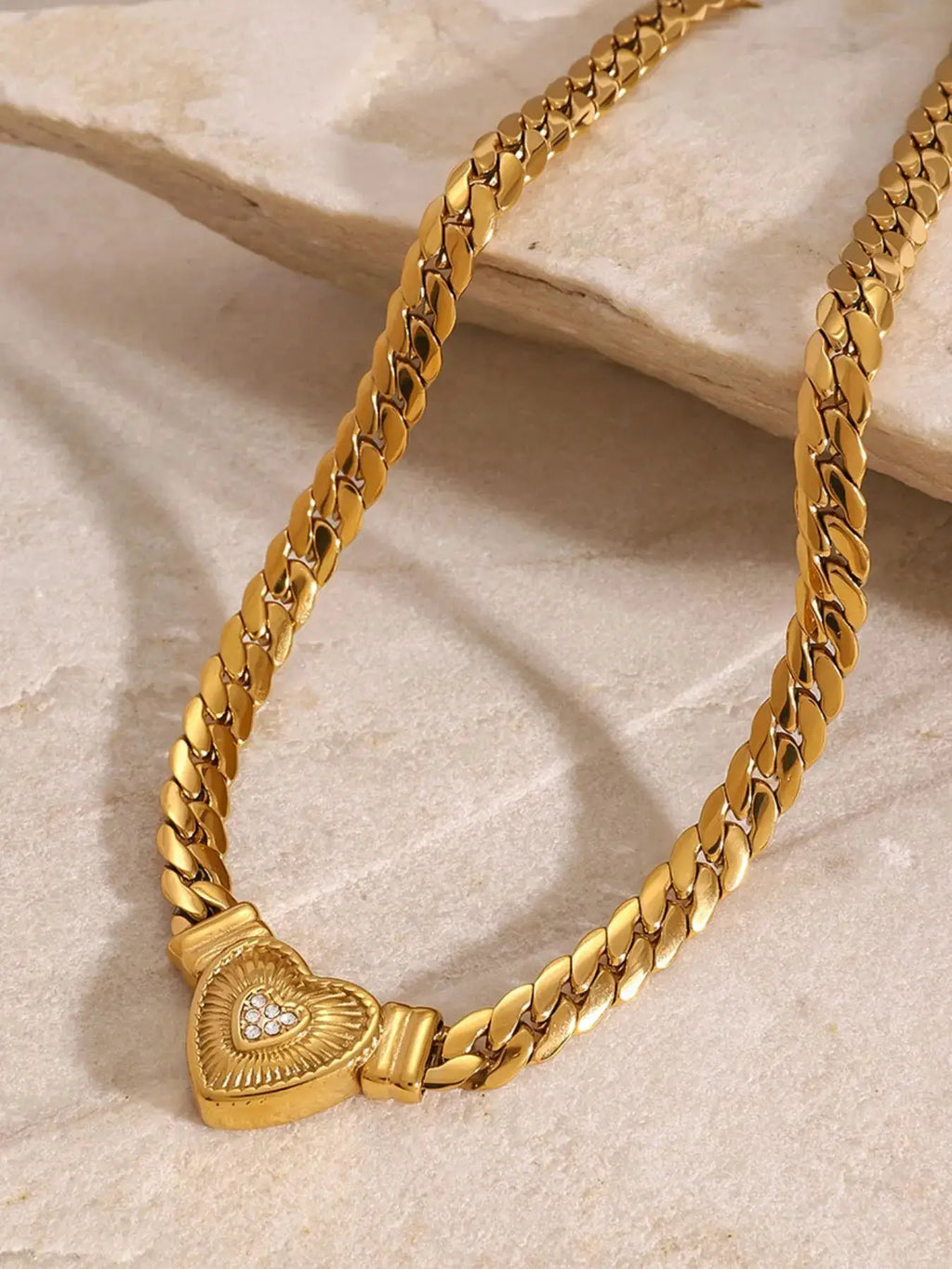 18K Gold-Plated Inlaid Zircon Heart Chain Necklace by Trendsi