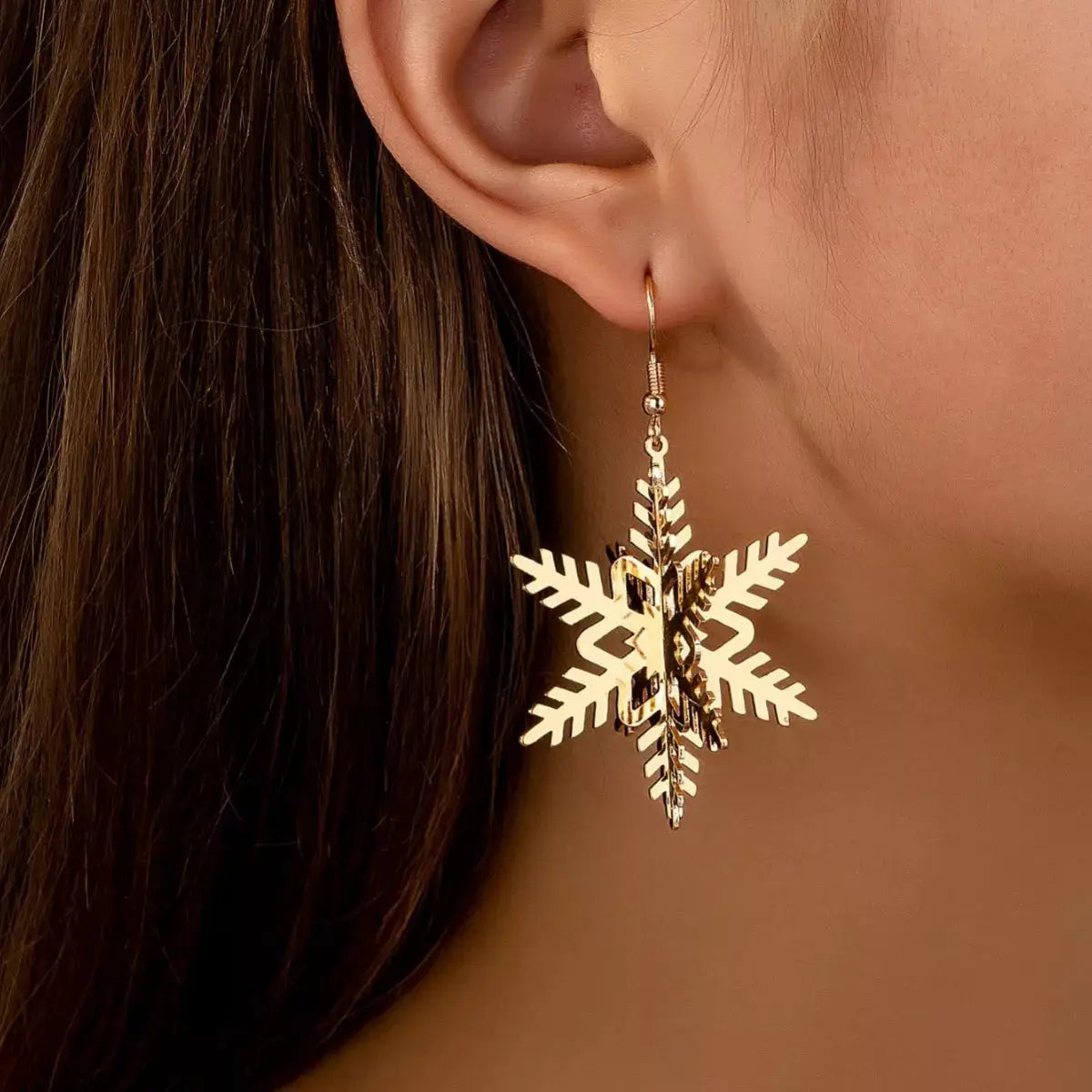 Christmas Tree Dangle Earrings by Trendsi