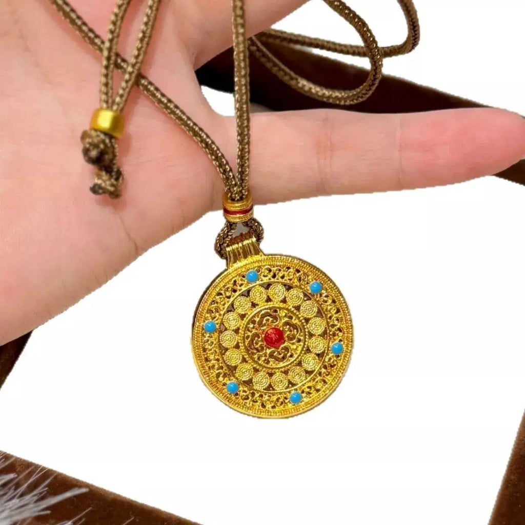 18K Gold-Plated Round Pendant Necklace by Trendsi