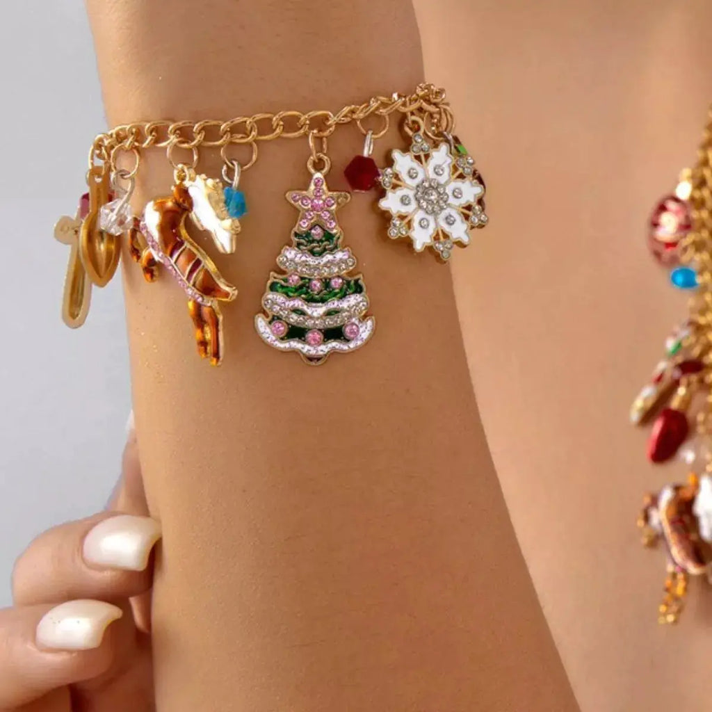 18K Gold-Plated Christmas Charm Bracelet by Trendsi