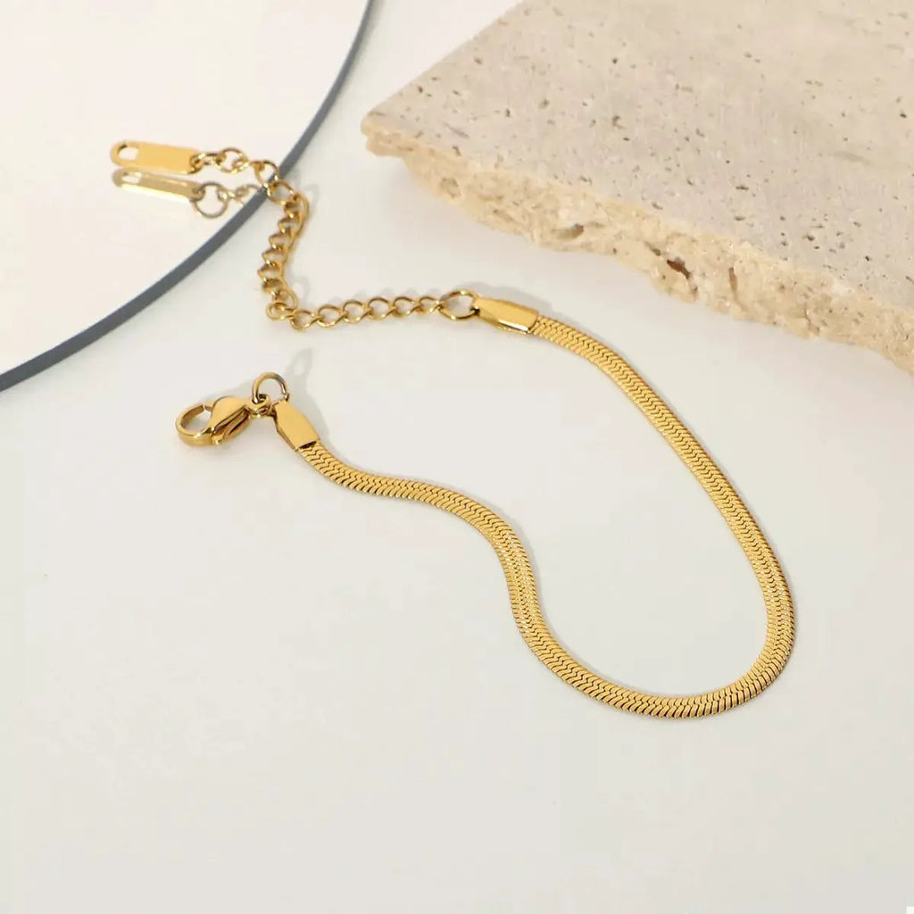 Stainless Steel Minimalist Chain Bracelet by Trendsi