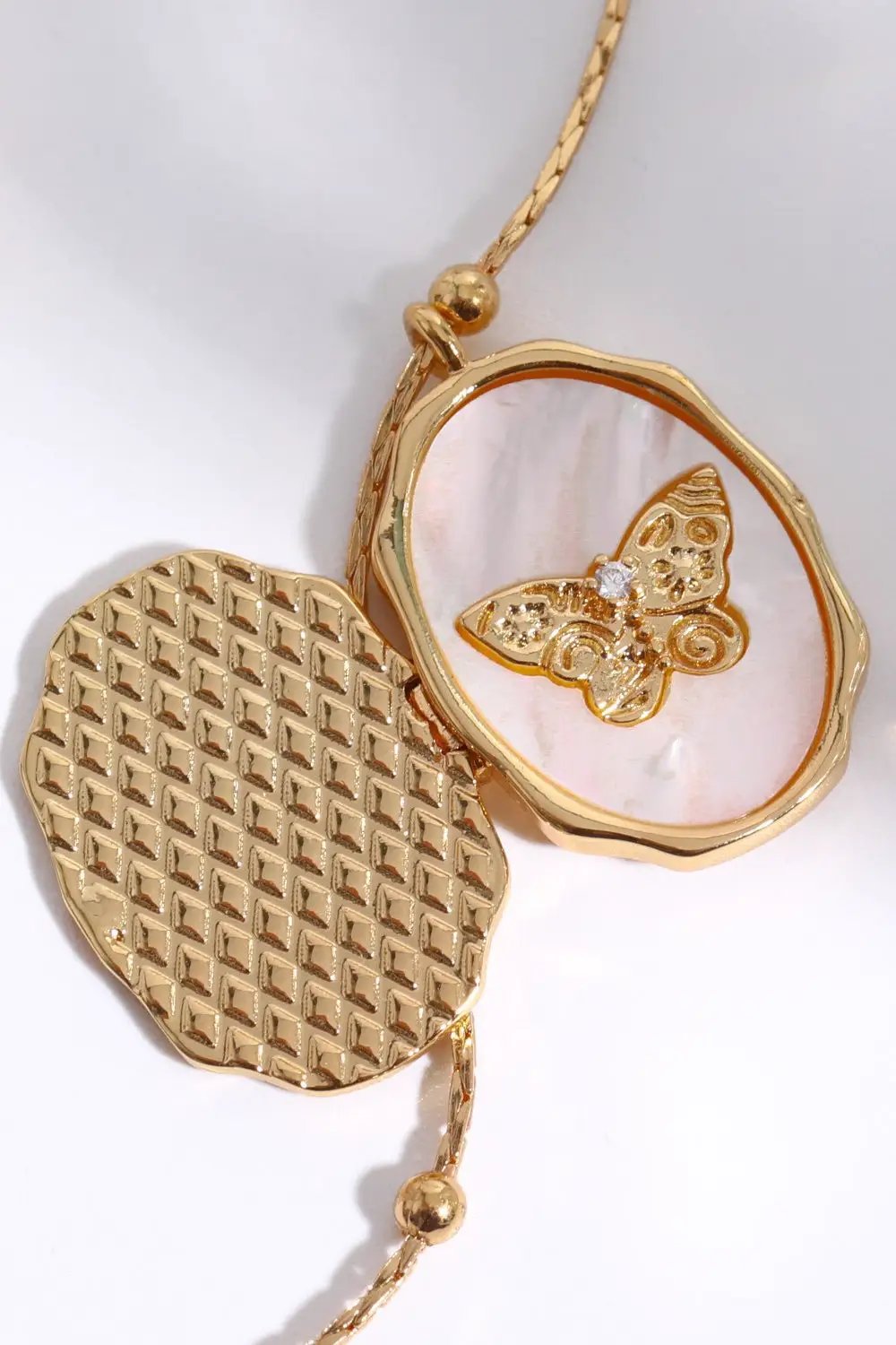 Butterfly Shell Pendant Copper Necklace by Trendsi