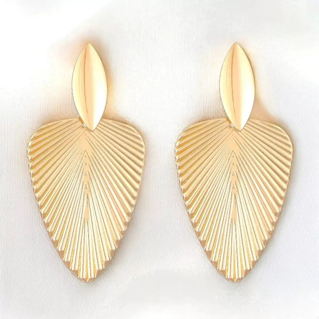 Alloy Textured Earrings by Trendsi