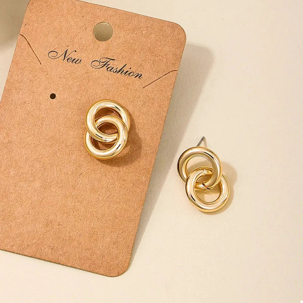 Interlocked Chain Link Stud Earrings by Trendsi