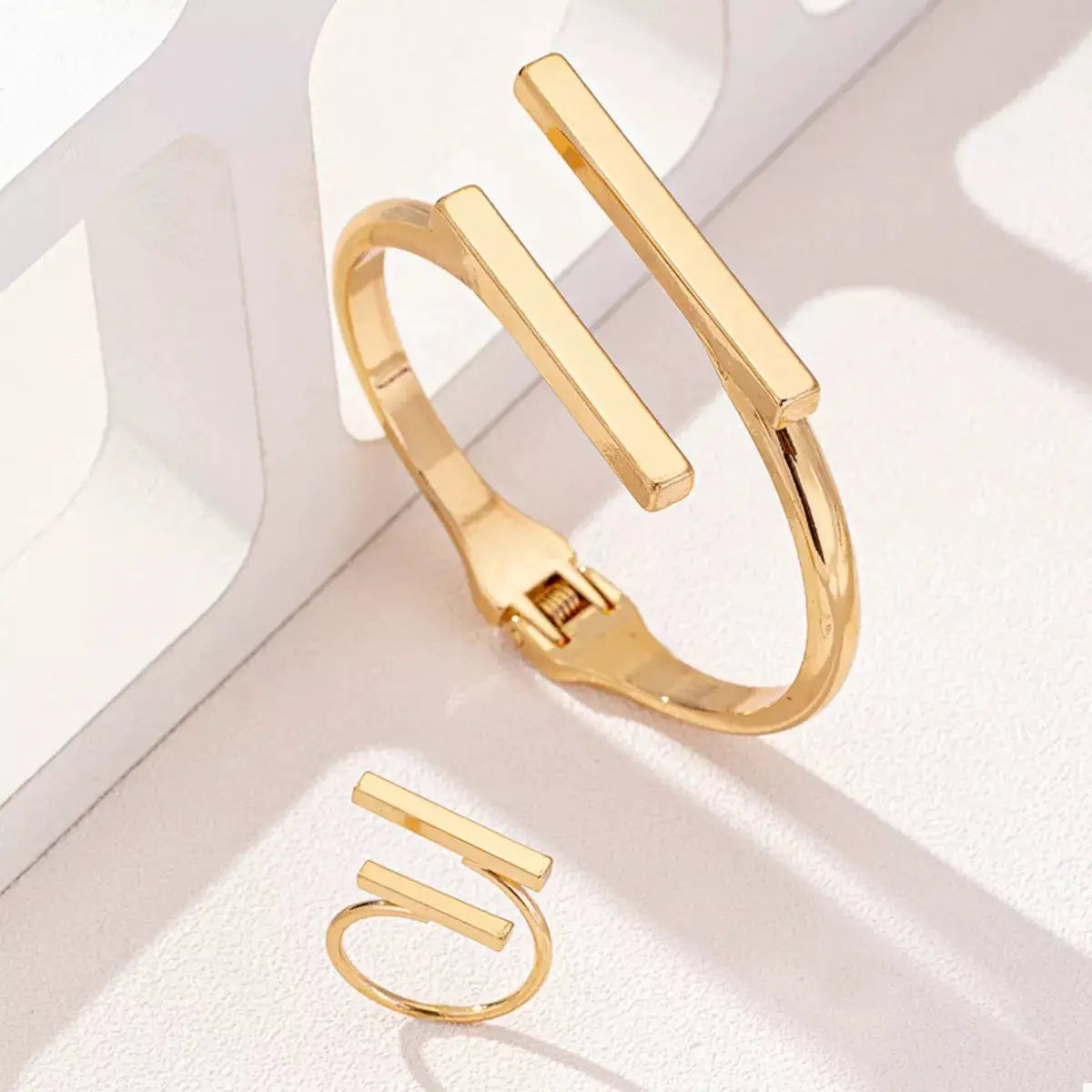 Adjustable 18K Gold-Plated Modern Bar Bracelet and Ring Jewelry Set by Trendsi