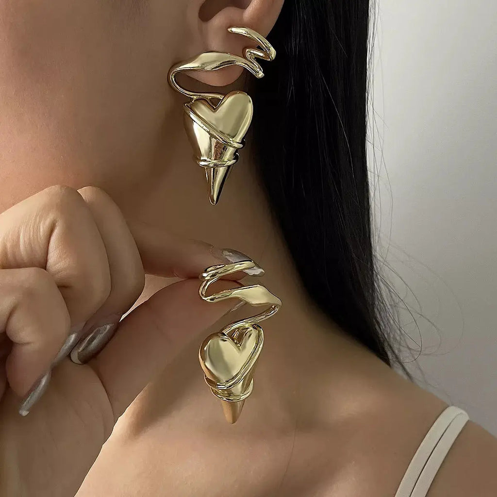 Heart-Shaped Twisted Wire Earrings by Trendsi