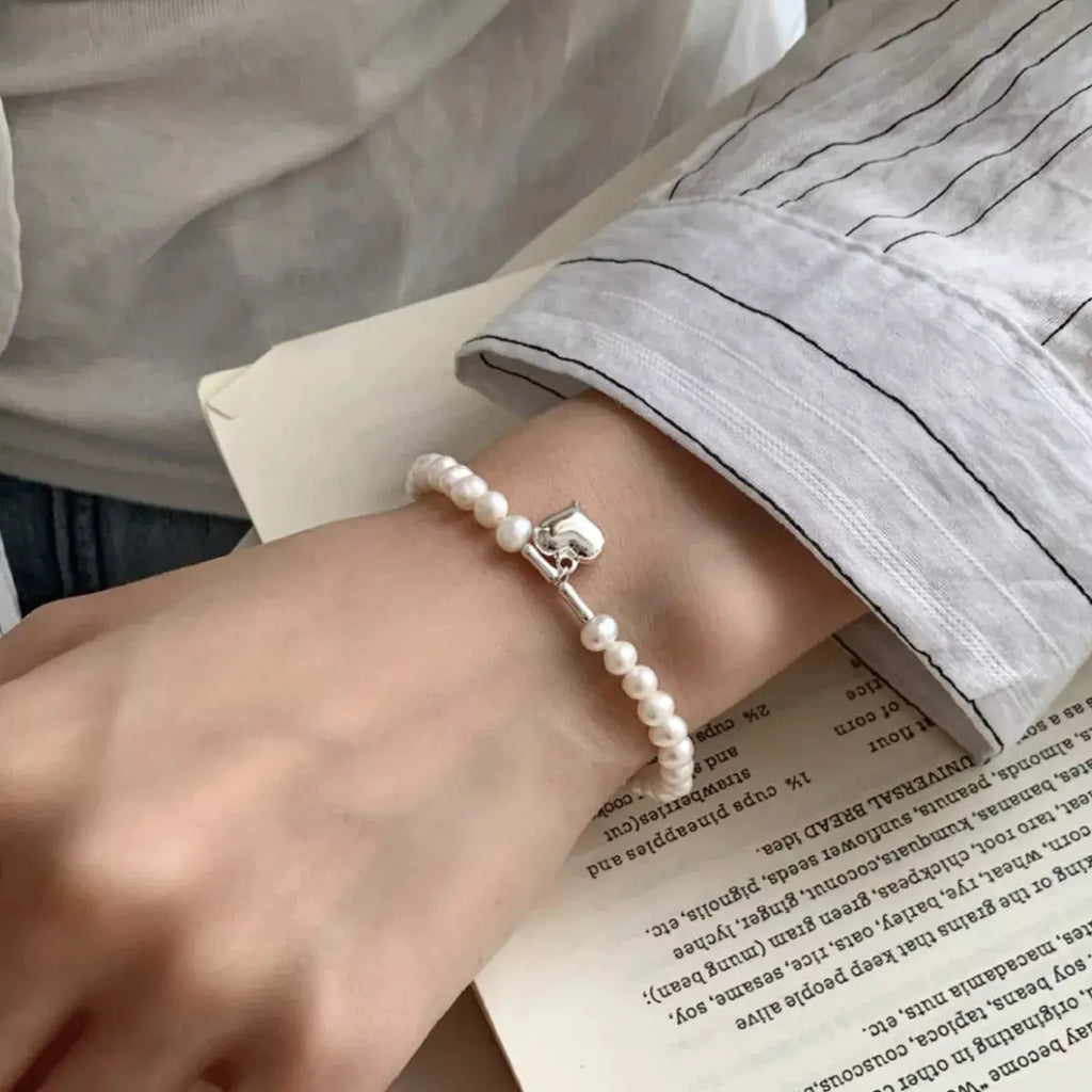 Pearl Heart Charm Bracelet by Trendsi