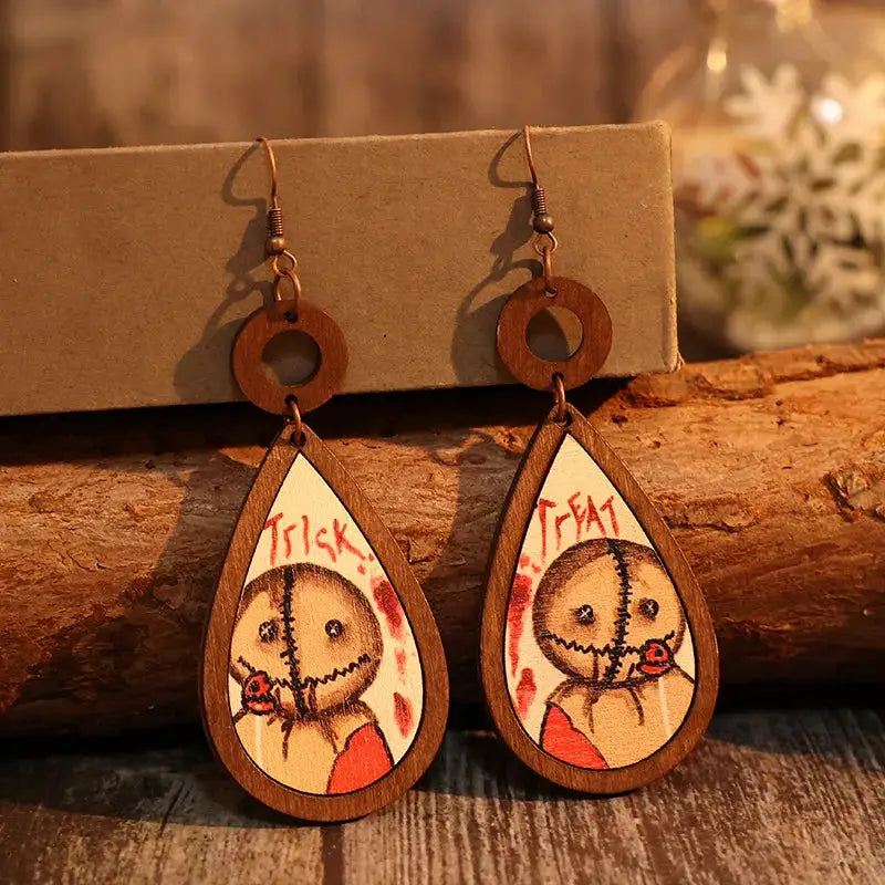Wooden Teardrop Shape Earrings by Trendsi