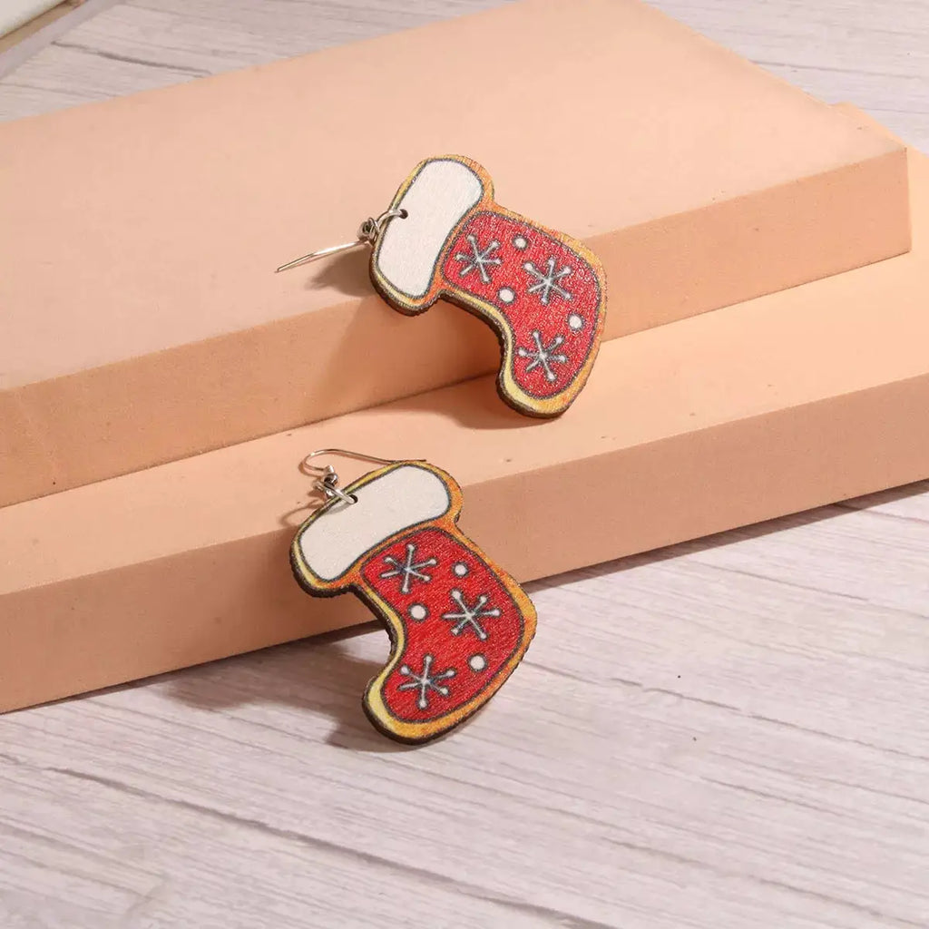 Christmas-Themed Dangle Earrings by Trendsi