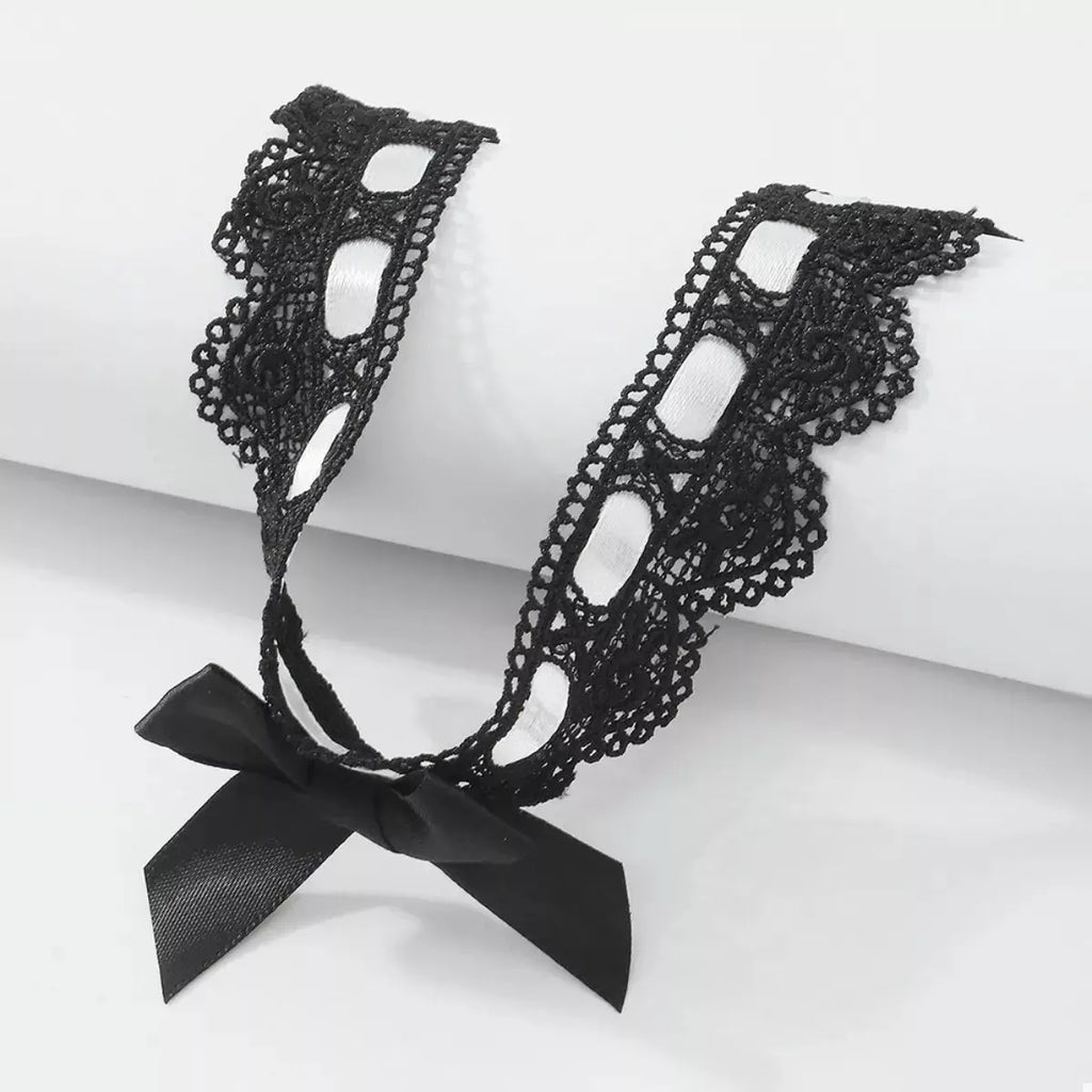 Lace Bow Choker Necklace by Trendsi