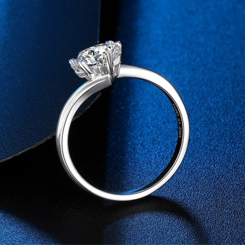 1 Carat 925 Sterling Silver Moissanite Ring by Trendsi