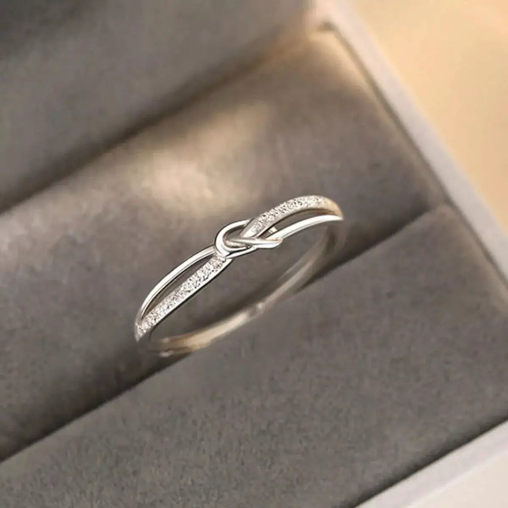925 Sterling Silver Knot Ring by Trendsi