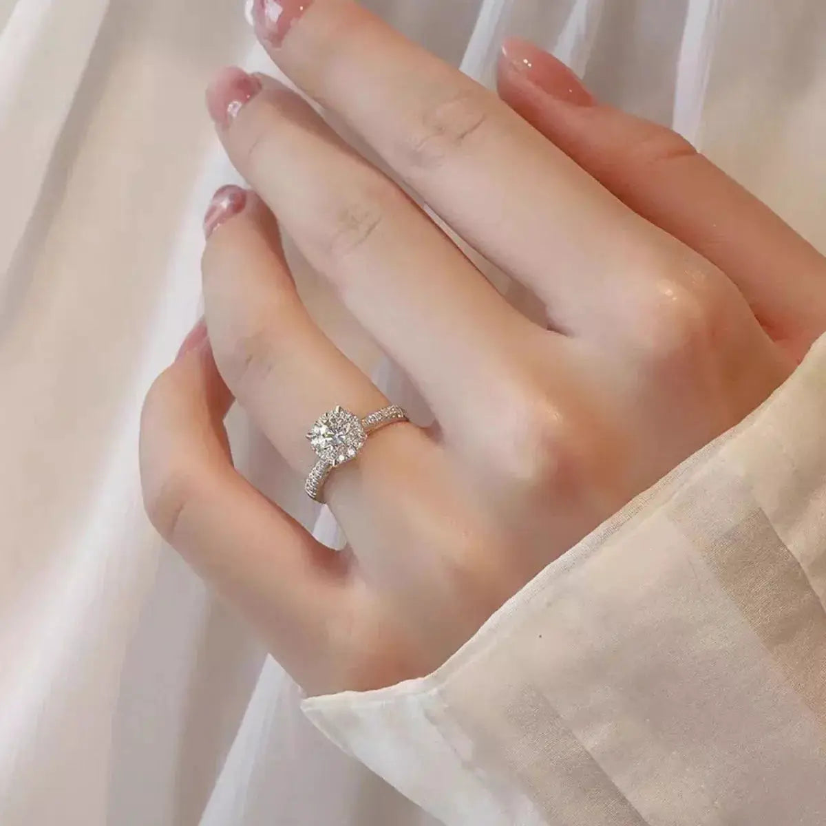 1 Carat 925 Sterling Silver Moissanite Ring by Trendsi