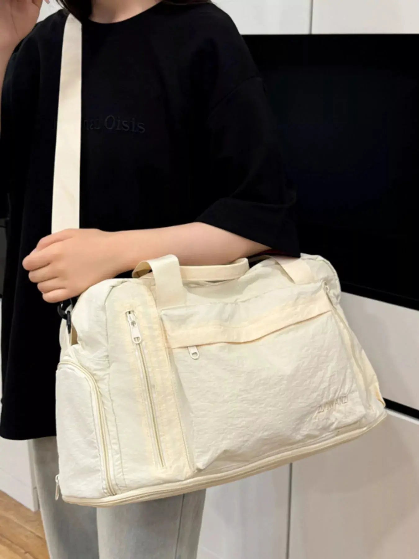 Lightweight Travel Bag with Shoulder Strap by Trendsi