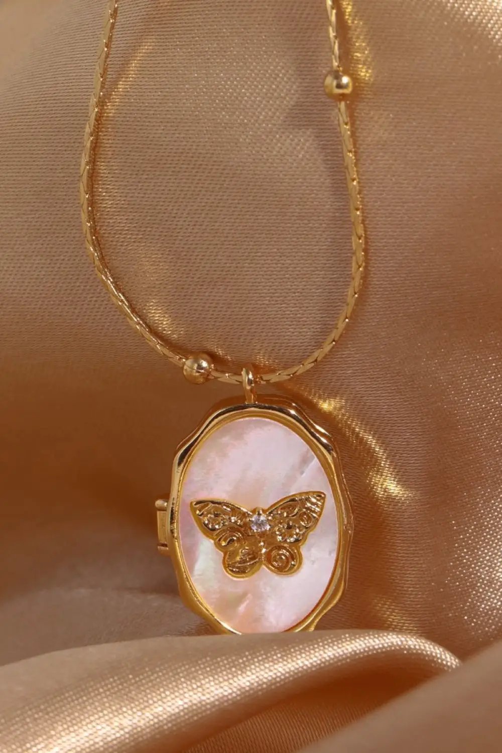 Butterfly Shell Pendant Copper Necklace by Trendsi