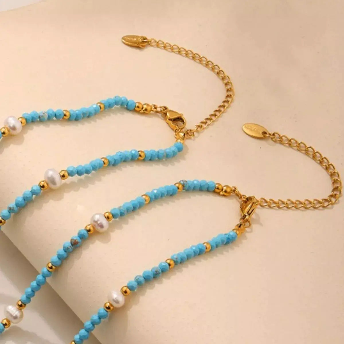 Turquoise Pearl Beaded Necklace by Trendsi