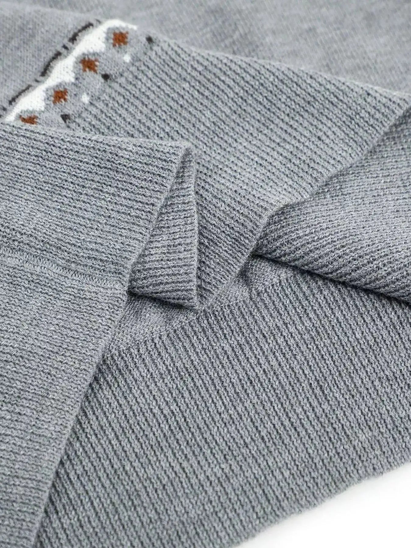 Men's Short Sleeve Knit Top by Trendsi
