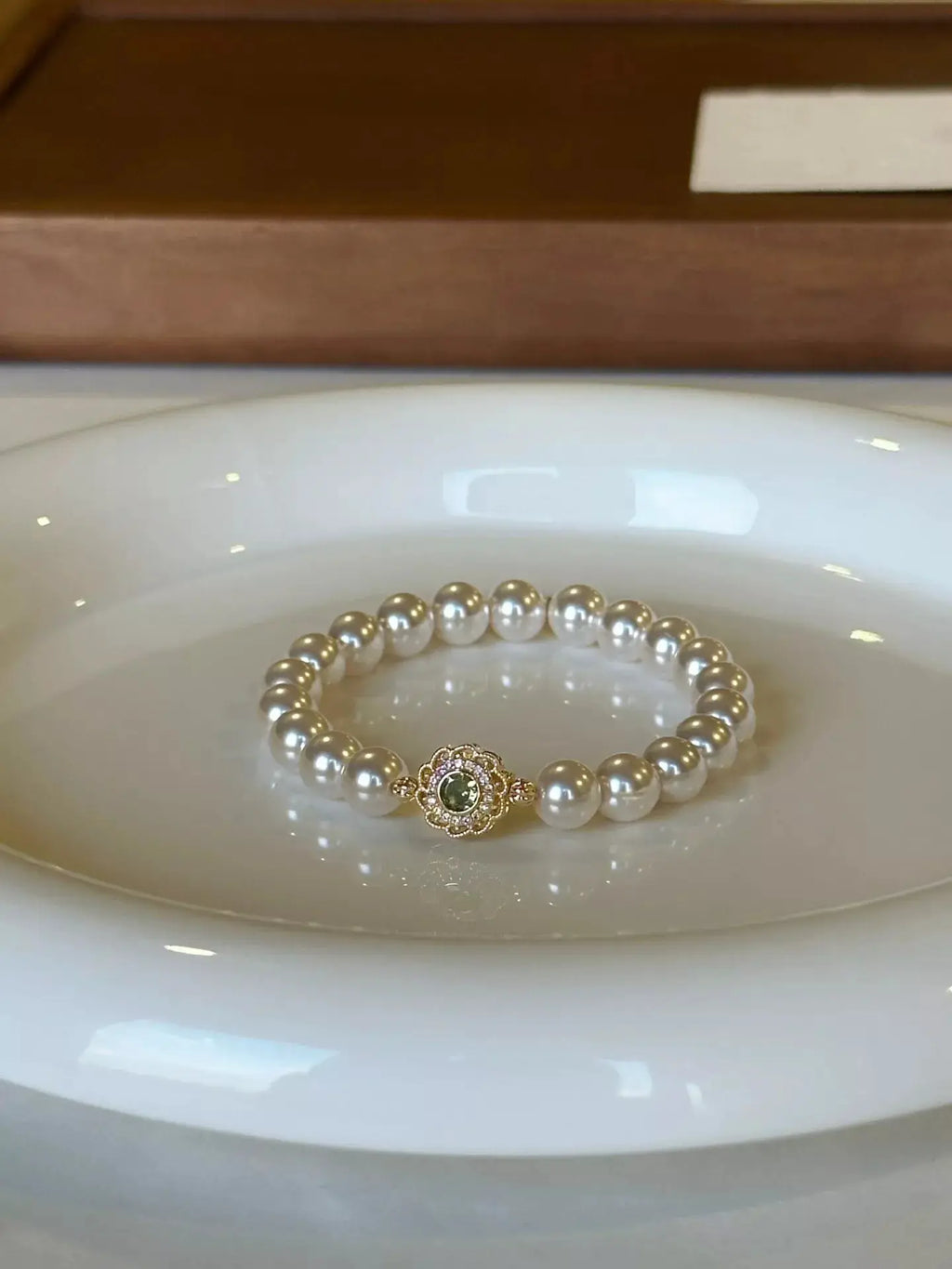 Pearl Flower Bracelet by Trendsi