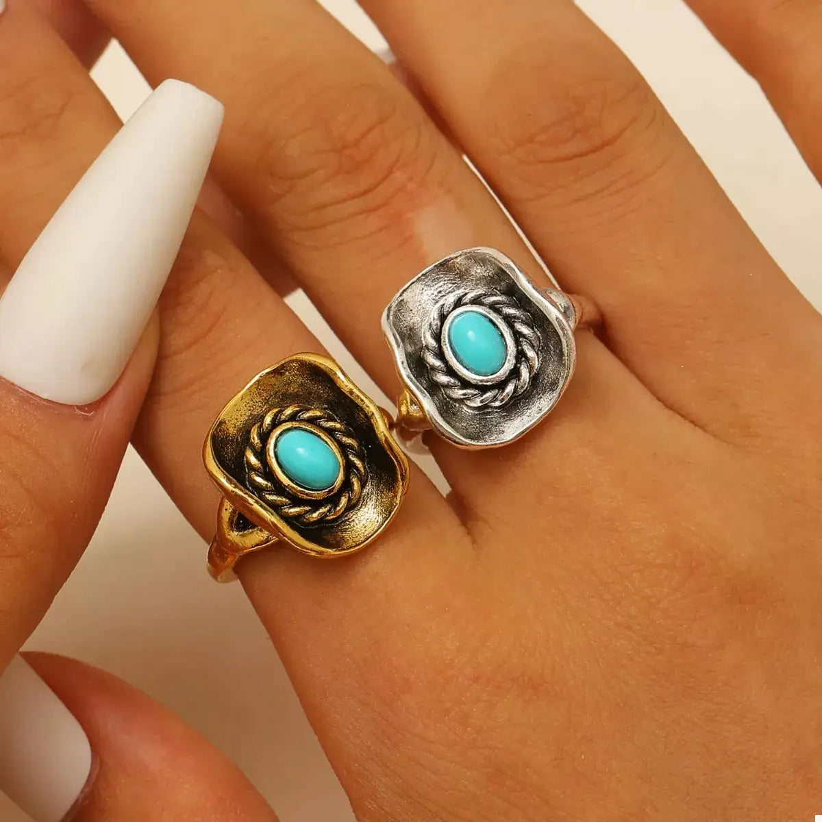 4 Piece Vintage Western Style Bull Head Rings by Trendsi