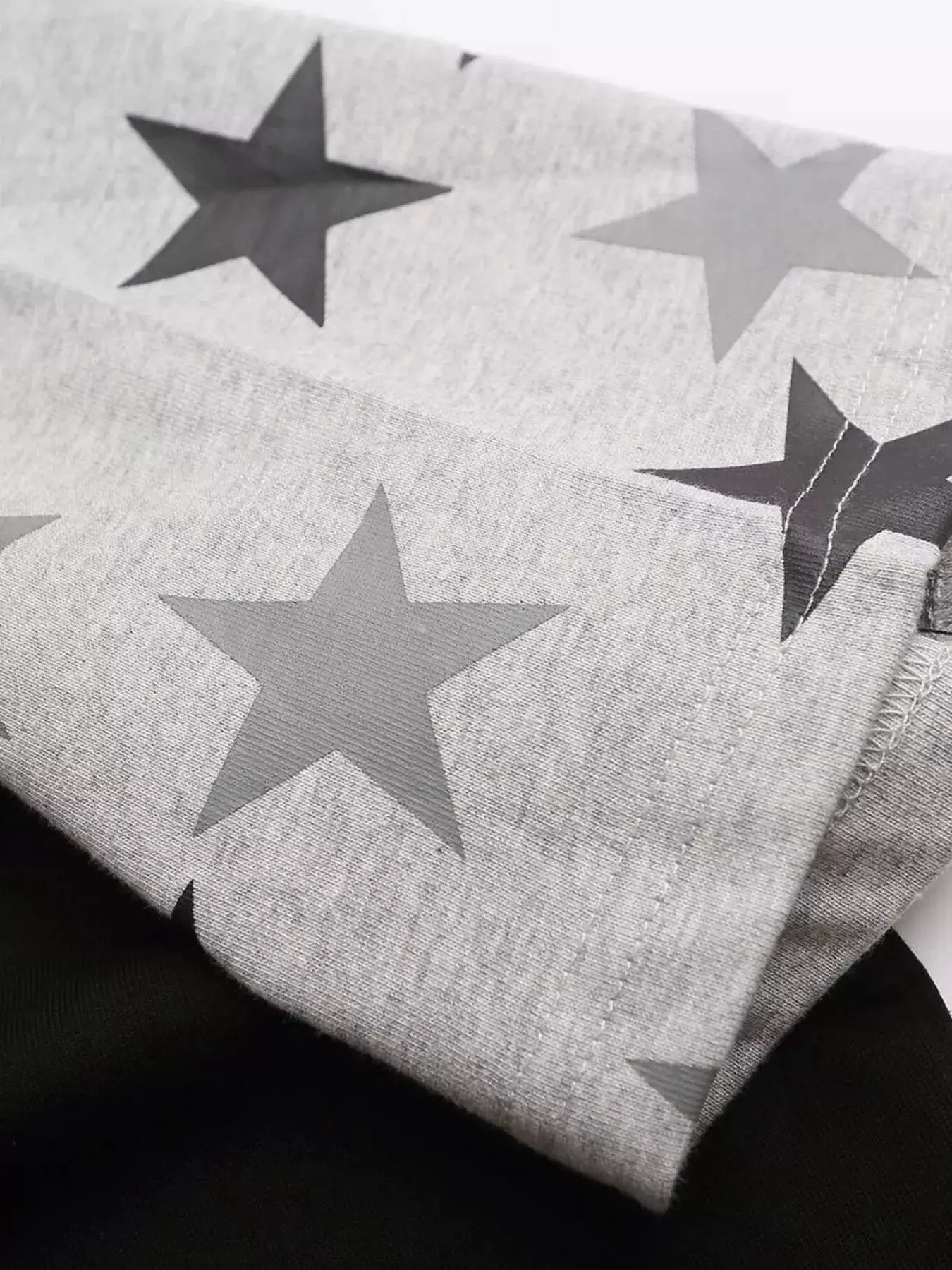 Men's Star Raglan Sleeve T-Shirt by Trendsi