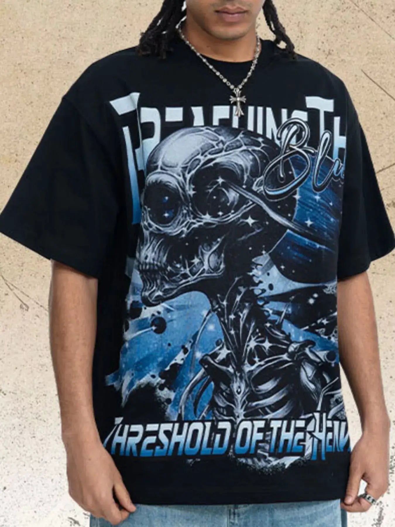 Men's Skull Graphic Round Neck T-Shirt by Trendsi